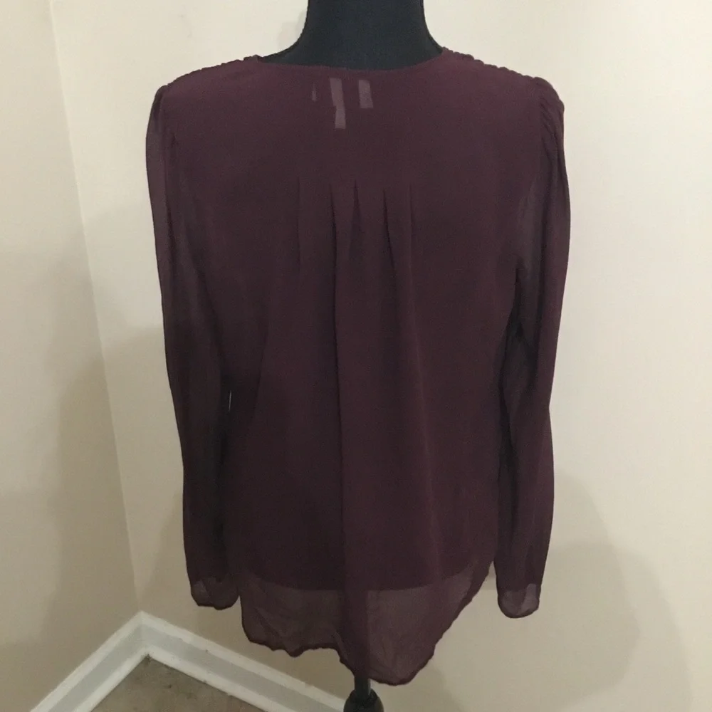 Anthropologie Moulinette Soeurs Women’s 100% Silk Burgundy Ruffled Top Size M - Picture 3 of 8